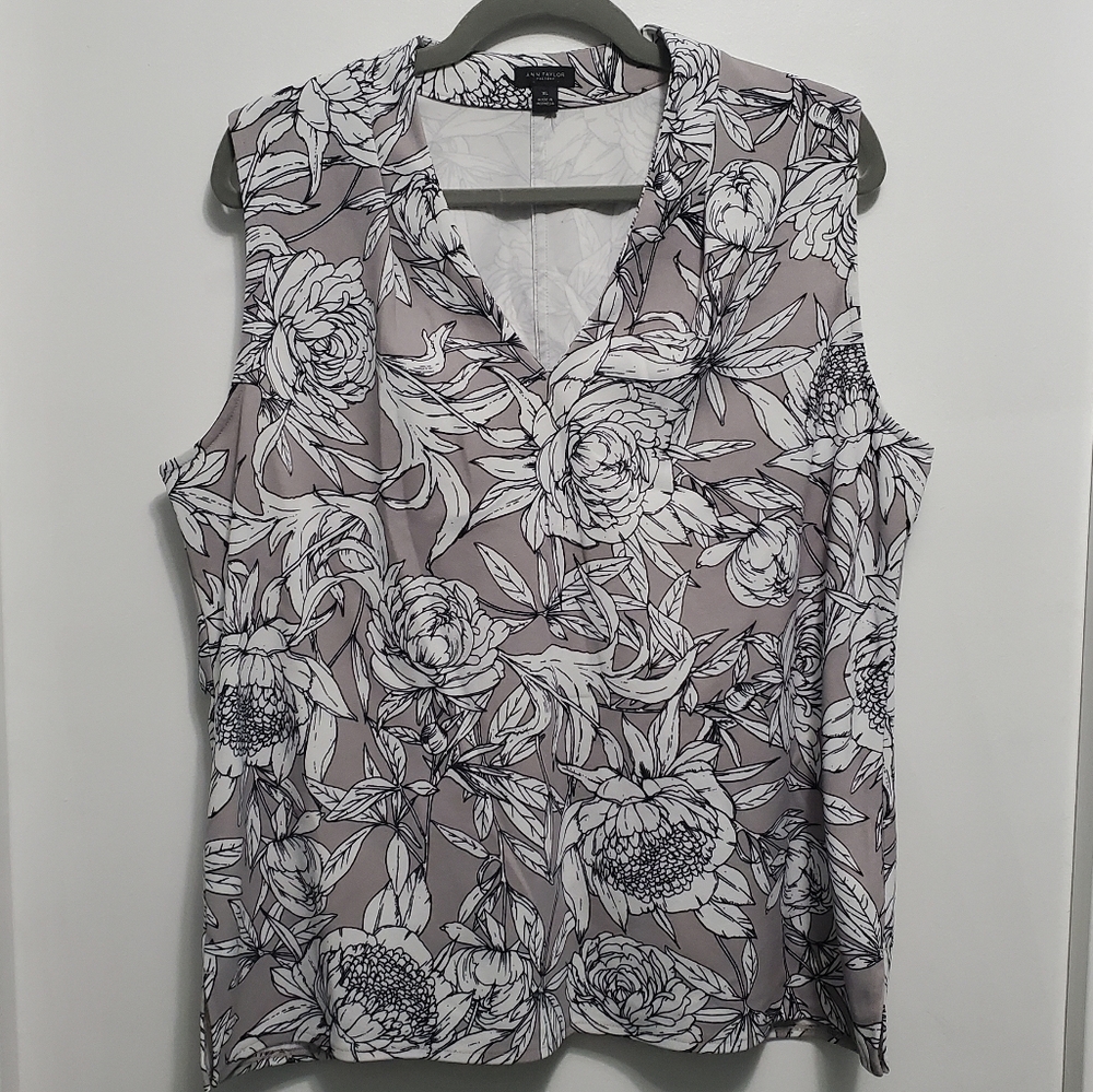 Floral pattern blouse
